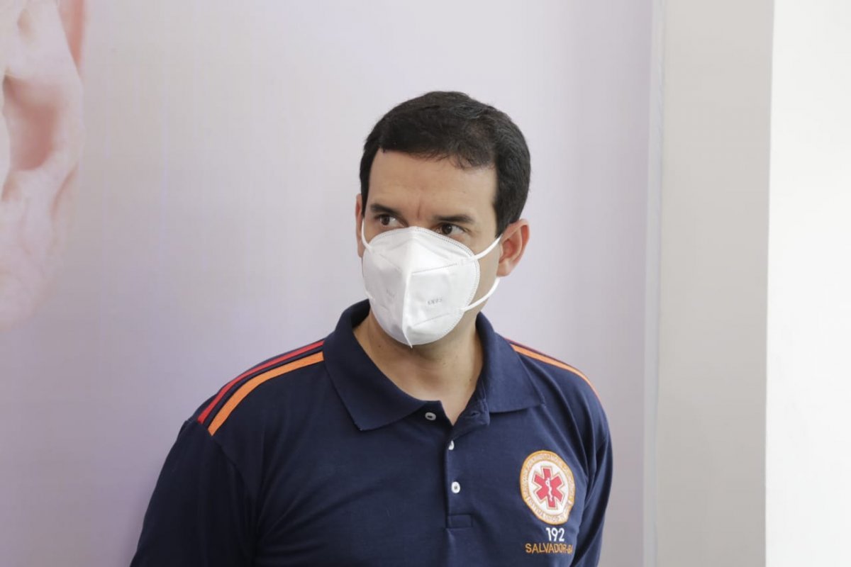 "Acho temeroso a motociata pró-Bolsonaro e os atos da esquerda contra ele", alerta Léo Prates