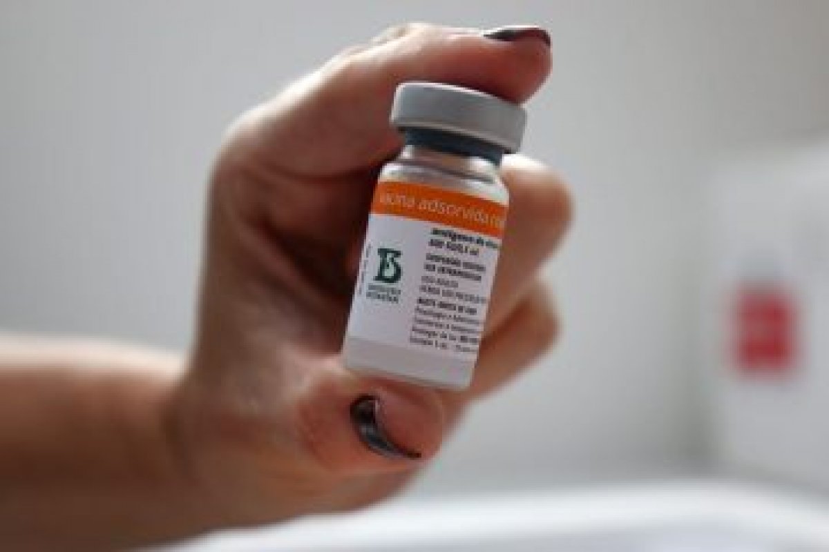 Bahia recebe 343.630 doses de vacina contra Covid-19 enviadas pelo Governo Federal