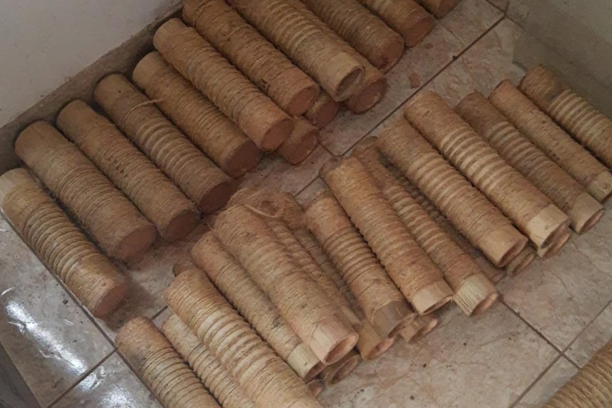 Cruz das Almas: Polícia apreende 158 espadas 
