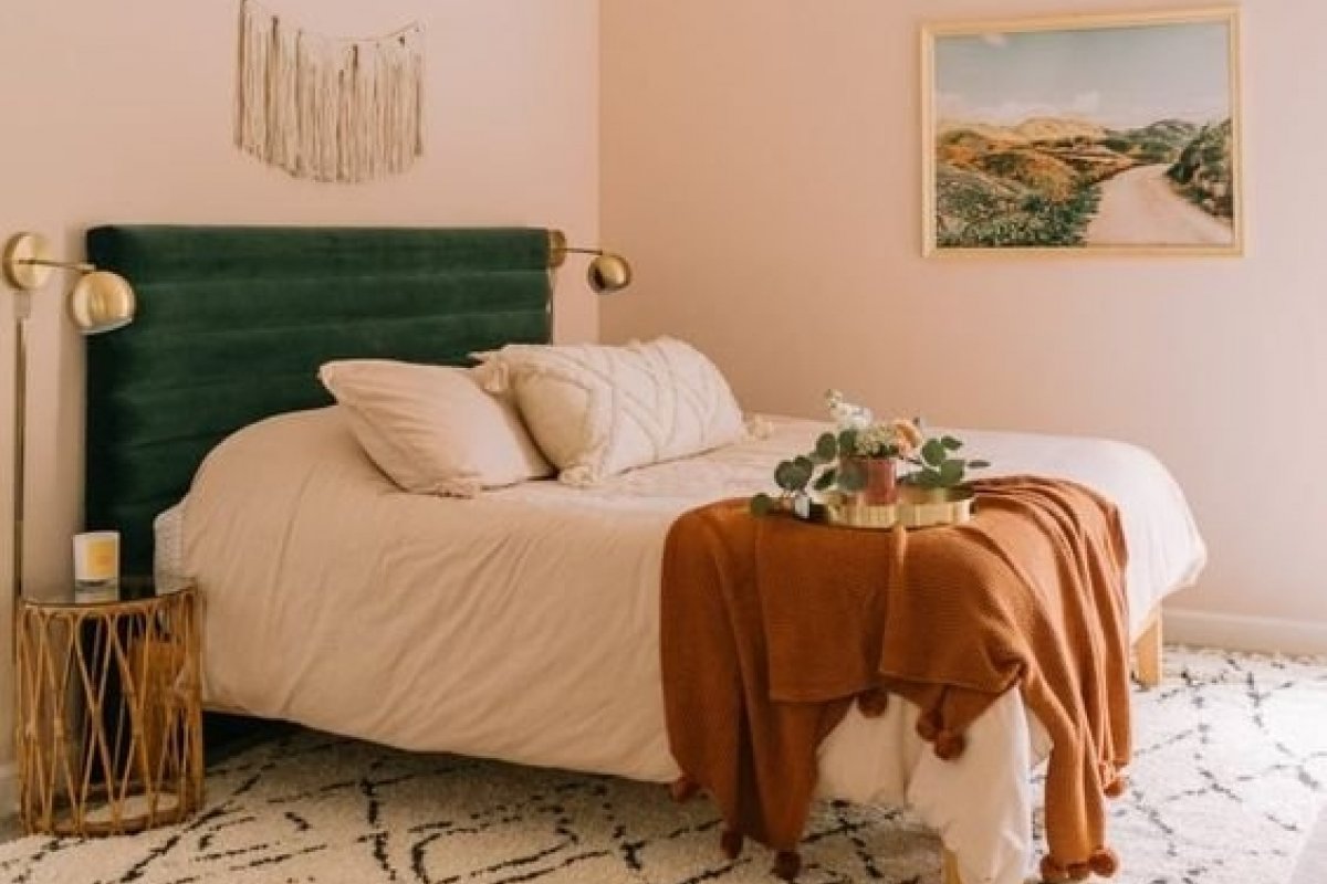 5 inspirações de quarto rosa 
