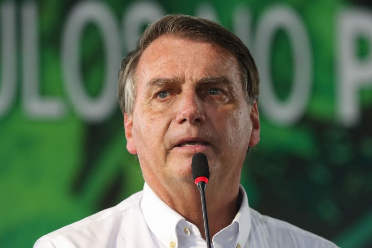 Bolsonaro garante que PF vai abrir inquérito para investigar acordo com Covaxin