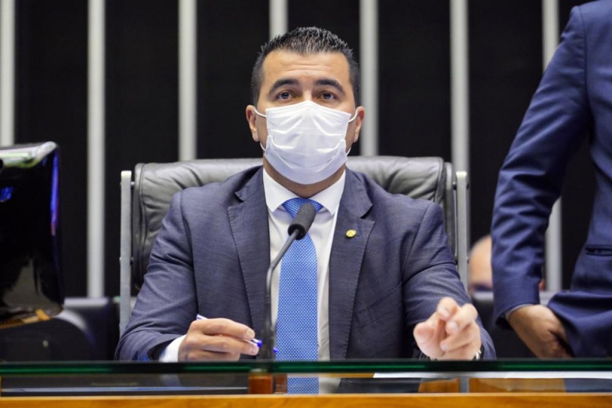 CPI: Luis Miranda diz que fez ‘o que qualquer cidadão faria’ 