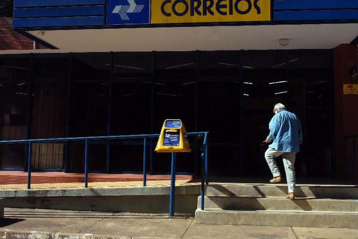 Direção dos Correios afirma que greve não afetará serviços