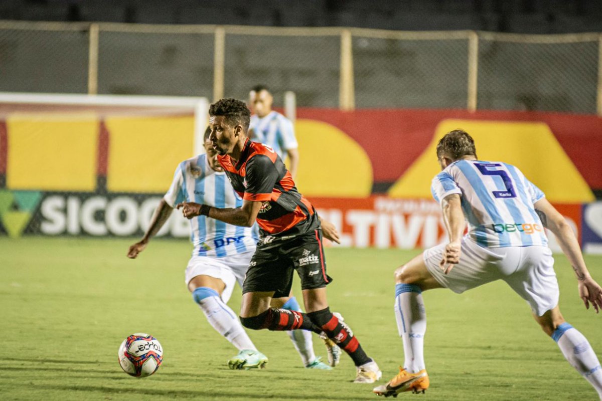 Vitória perde a segunda seguida na Série B, desta vez para o Londrina no Barradão 