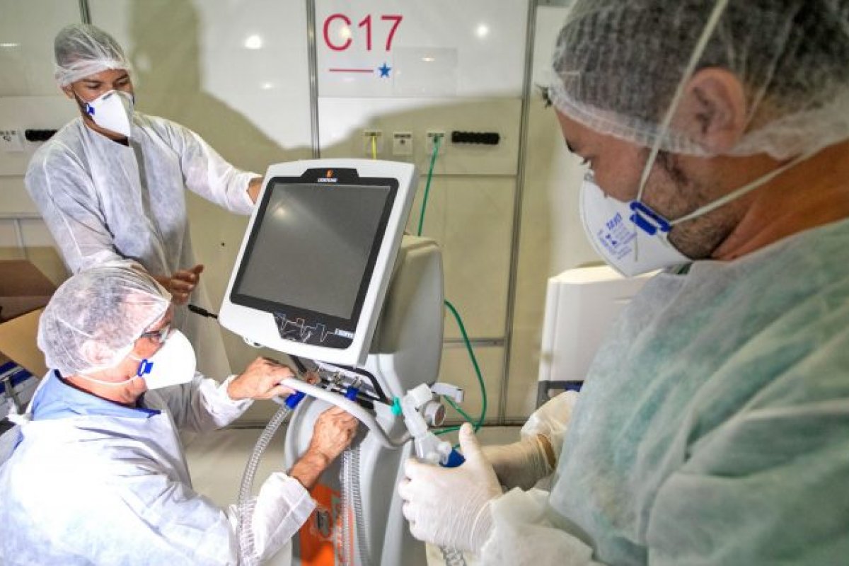 Representante da China alerta que falta de agilidade impediu Brasil de obter insumos médicos 