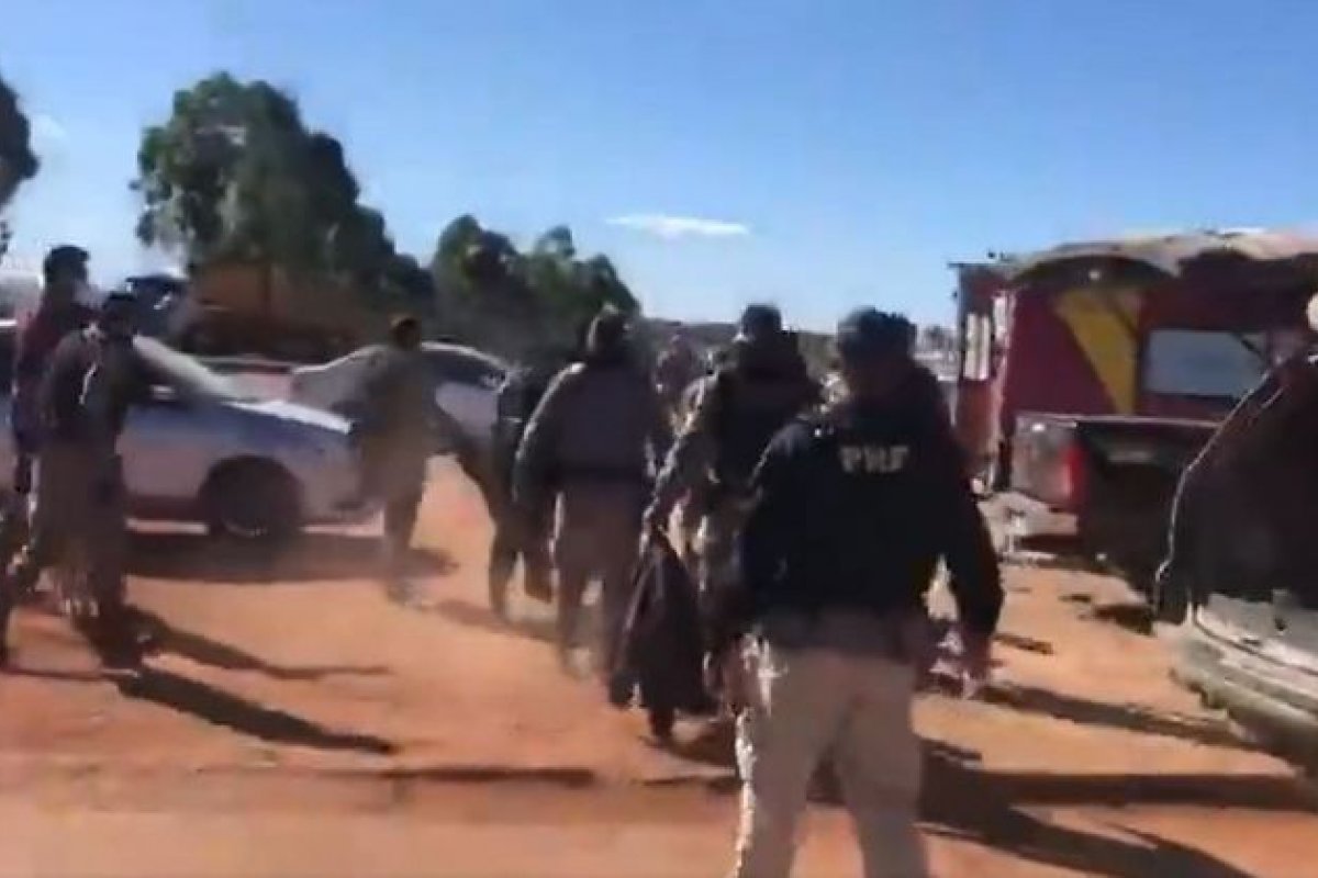Polícia investiga rede de apoio que colaborou com a fuga de Lázaro Barbosa