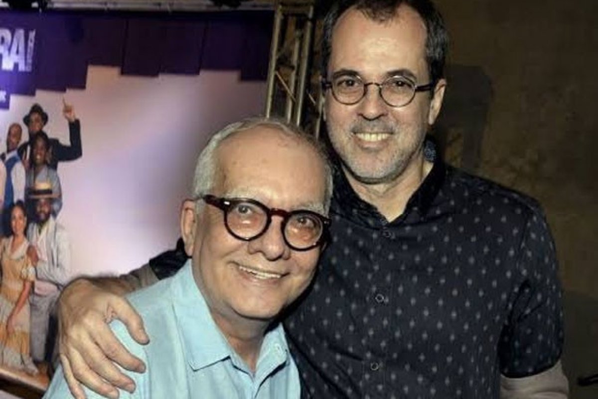 Bastante abalado, viúvo do jornalista  Artur Xexéo, Paulo Severo lamenta perda: "Minha vida se foi"