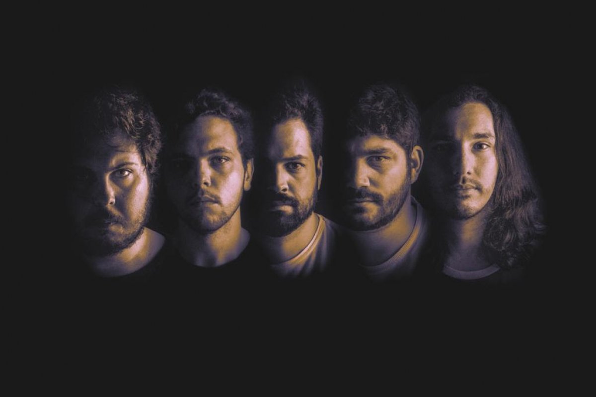 The Sounds of the Universe encerra a saga Voyage Series ao longo dos quatro álbuns do Gods & Punks  