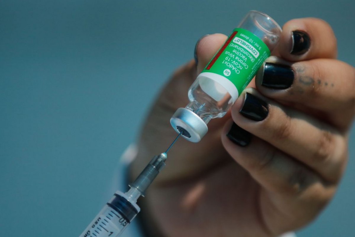 Mais 42 mil pessoas são vacinadas em primeira dose na Bahia