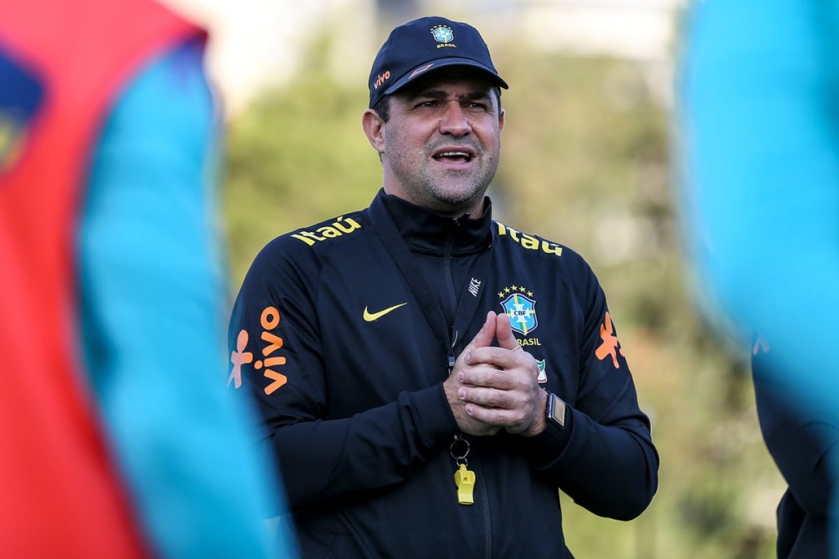 Jardine anuncia os 22 convocados para defender o Brasil das Olimpíadas de Tóquio