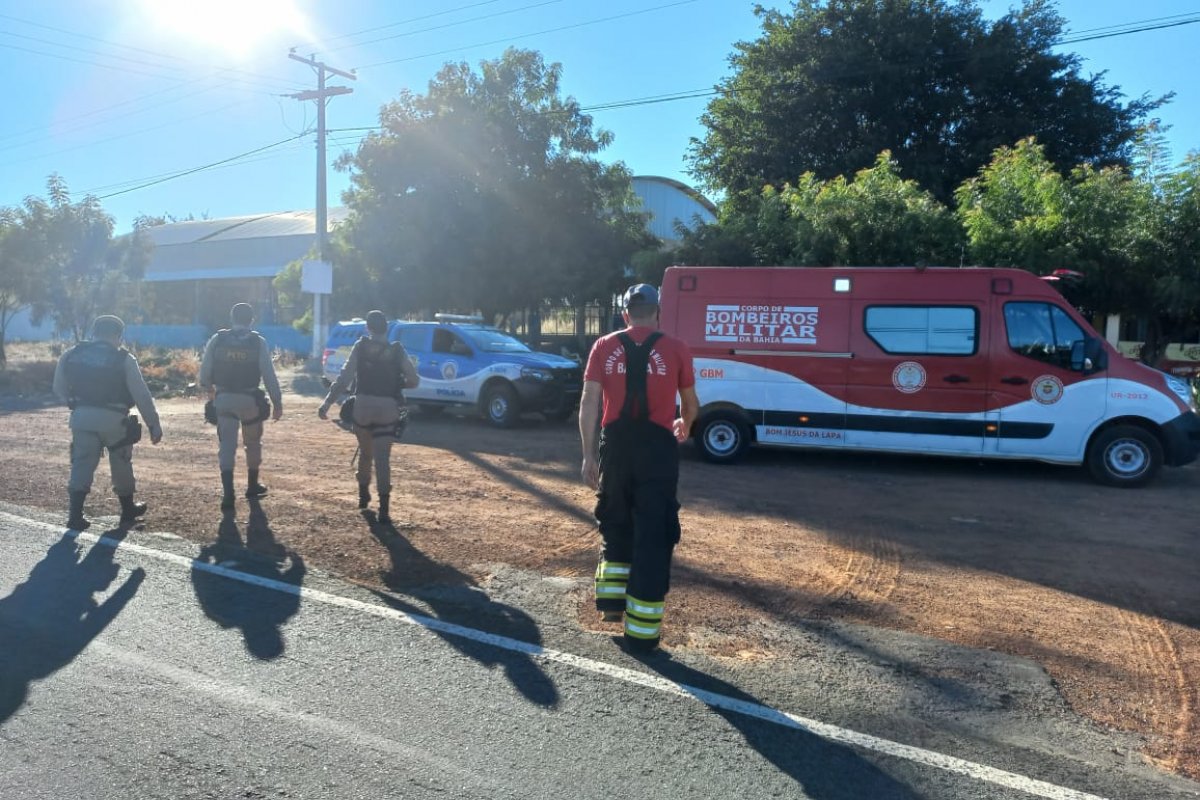 Colisão entre carro e moto na BA 160 deixa uma pessoa morta