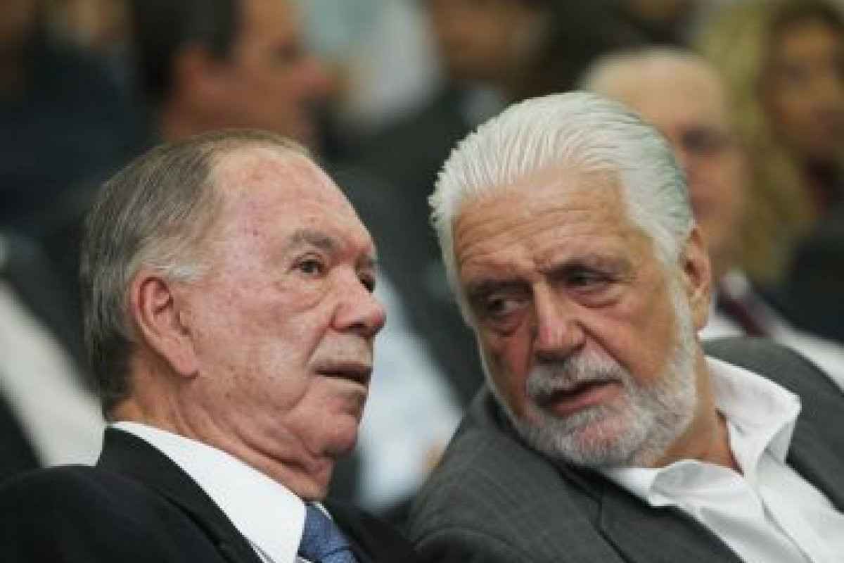  Leão elogia Wagner mas não descarta candidatura