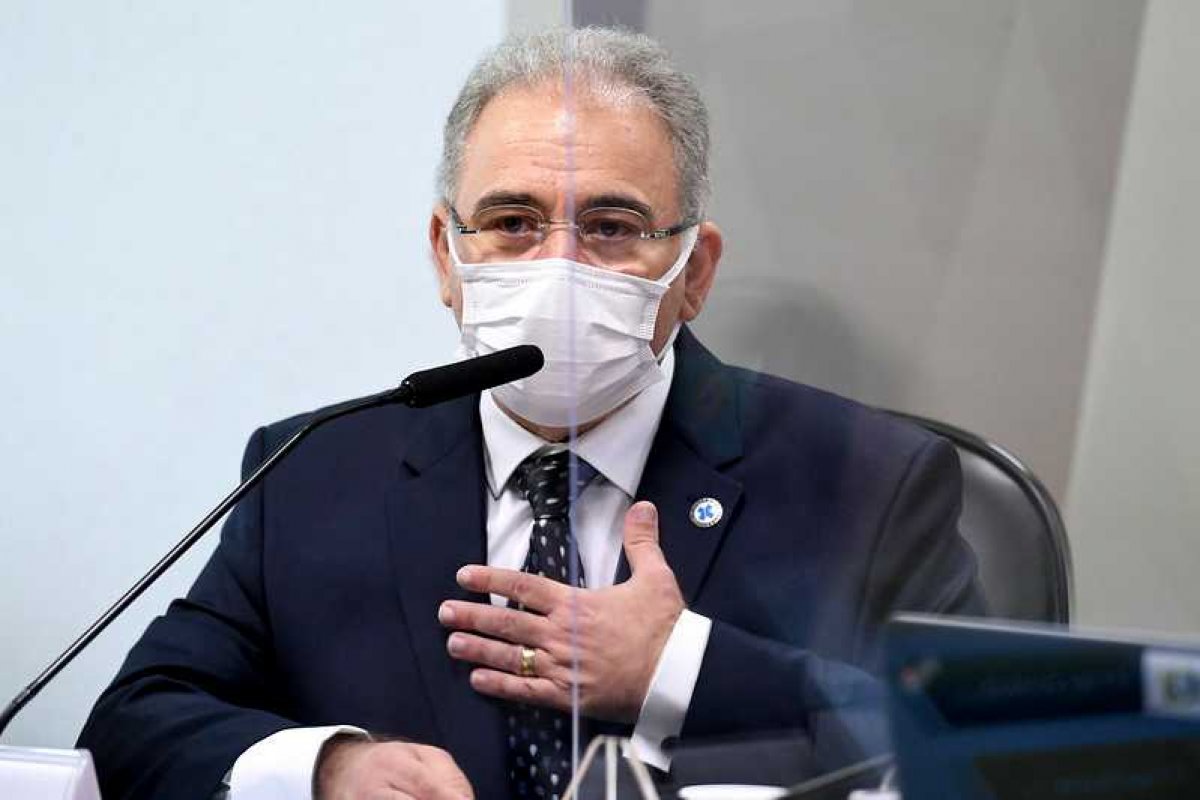 Marcelo Queiroga atualiza recomendações de vacina para gestantes e puérperas