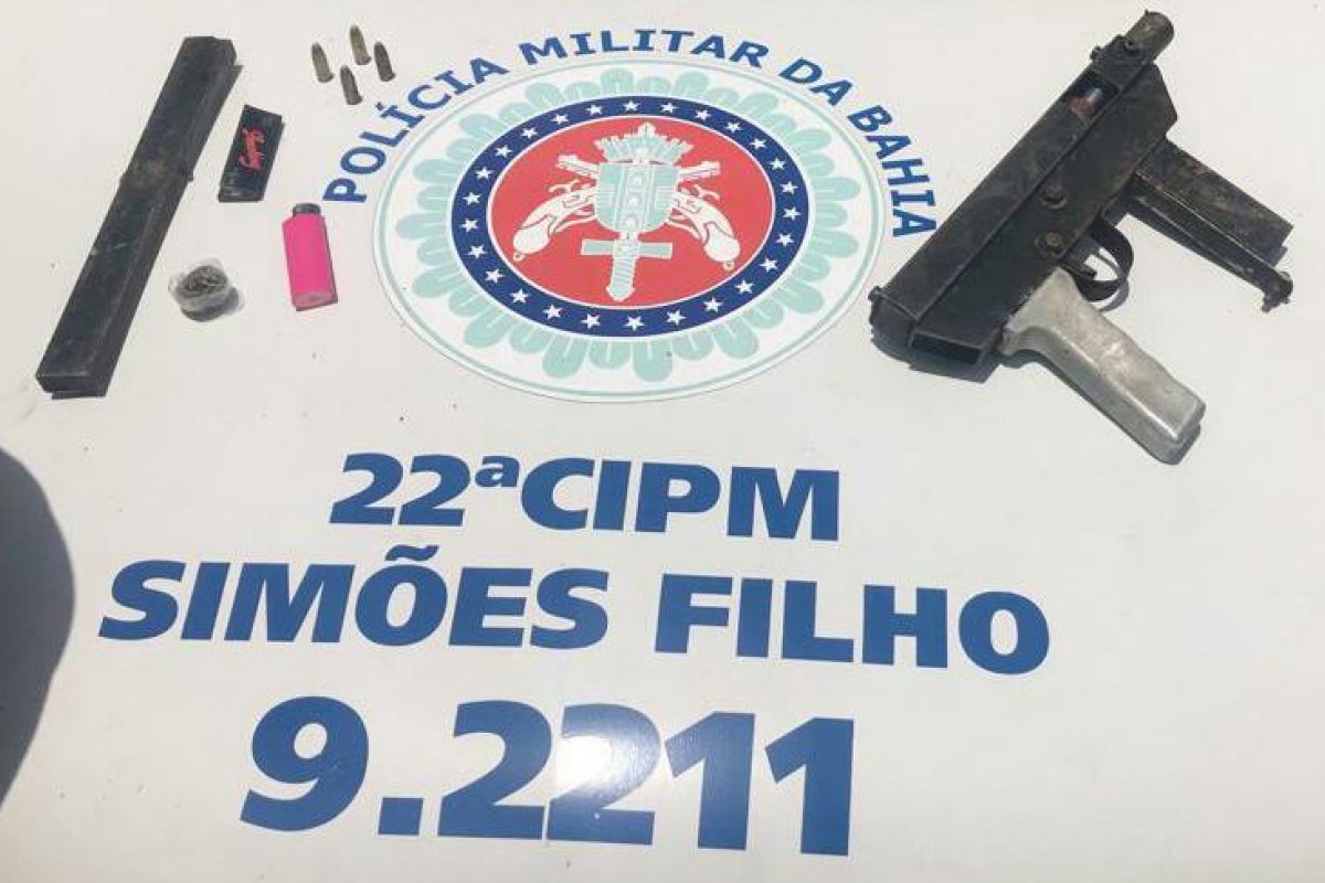 Metralhadora é encontrada enterrada em Simões Filho