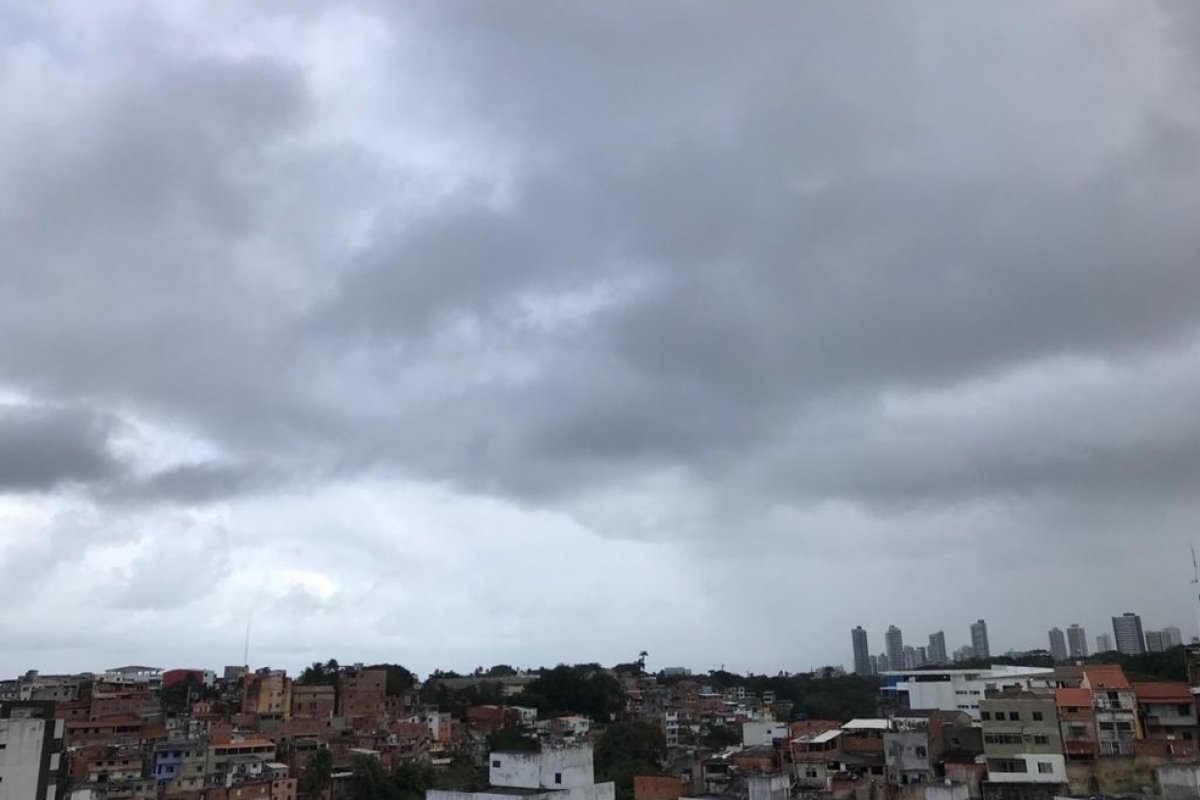 Salvador e região metropolitana terão final de semana com chuva 