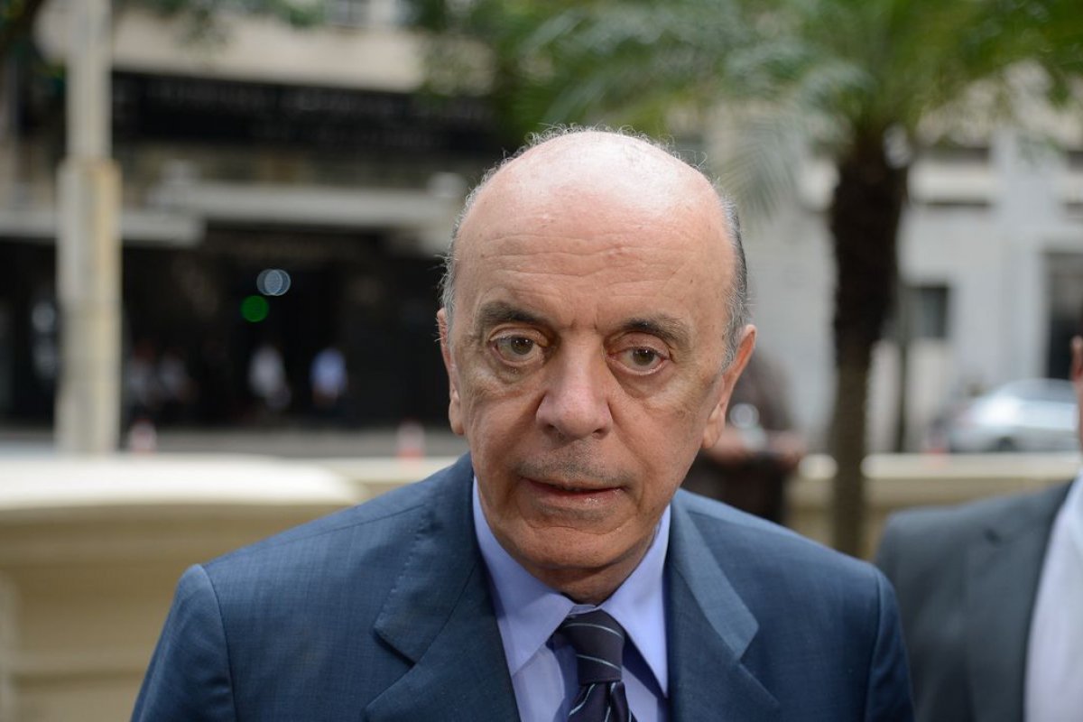 José Serra tem alta médica após ser diagnosticado com covid-19