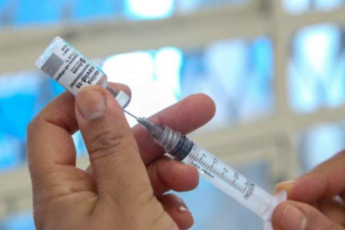 Maraú começa a vacinar público com 18 anos contra Covid-19 nesta terça-feira em Saquíara