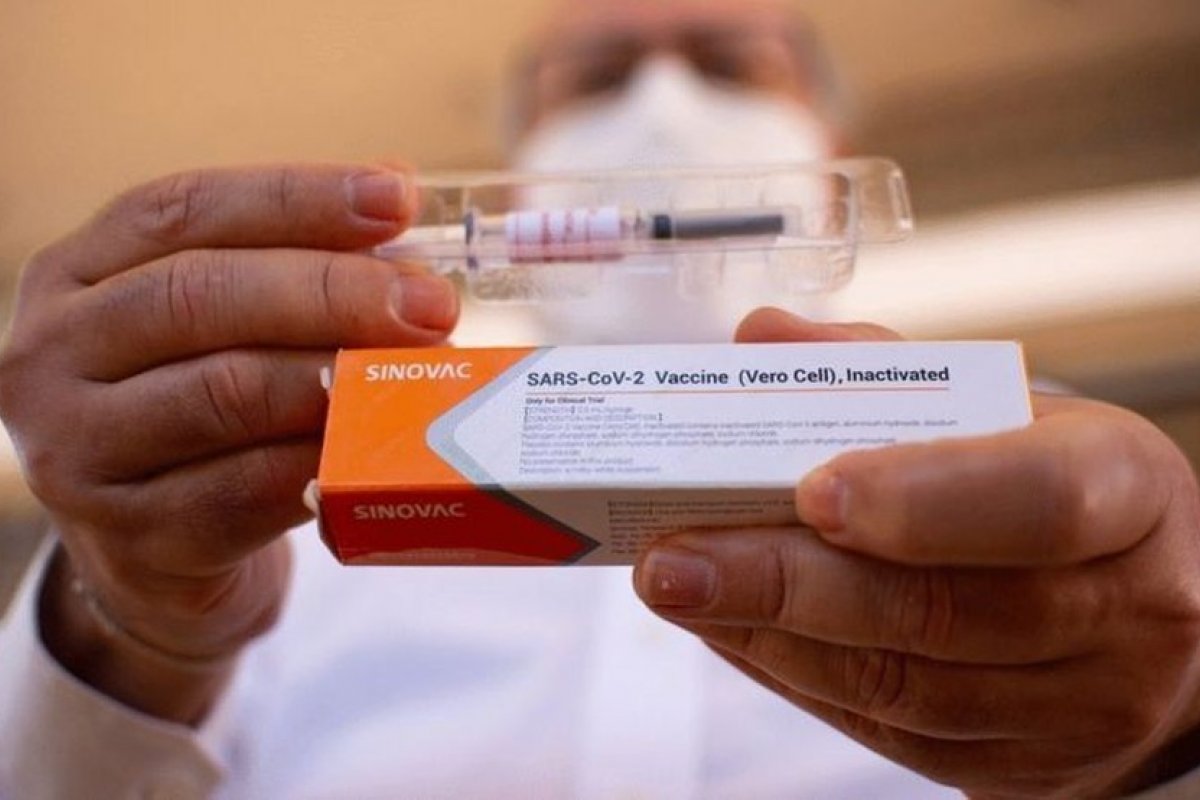 Covax Facility fecha acordo para distribuir CoronaVac e vacina da Sinopharm