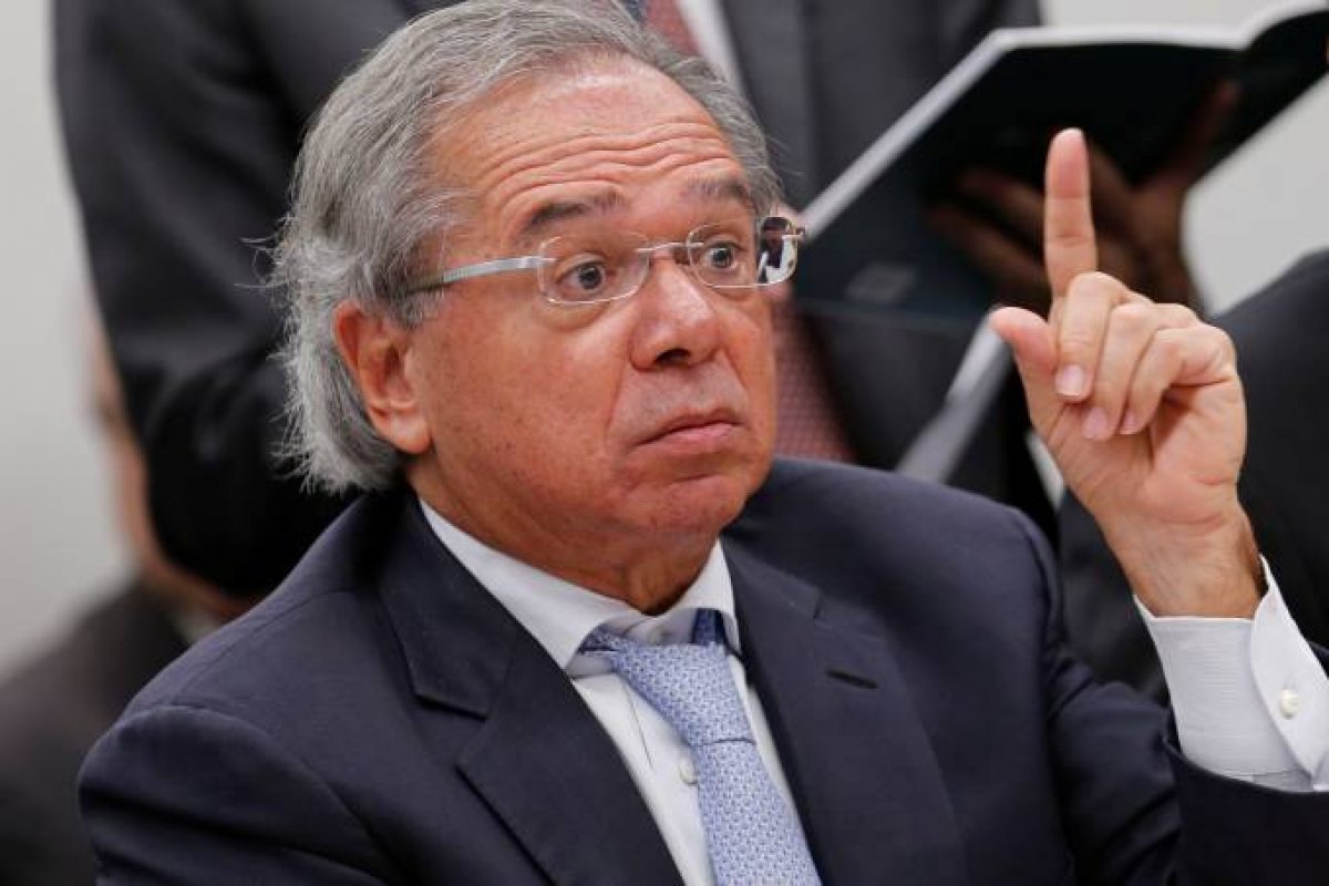 Paulo Guedes afirma que crescimento do PIB pode alcançar 2,5% em 2020
