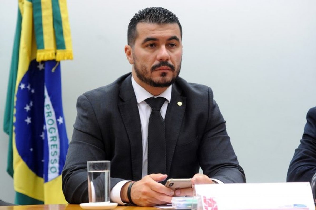 Deputado Luis Miranda processa Onyx por ameaça e calúnia no STF
