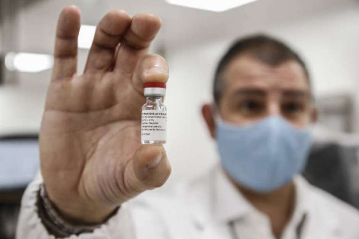 Vacina italiana cria anticorpos em 93% dos casos com uma dose