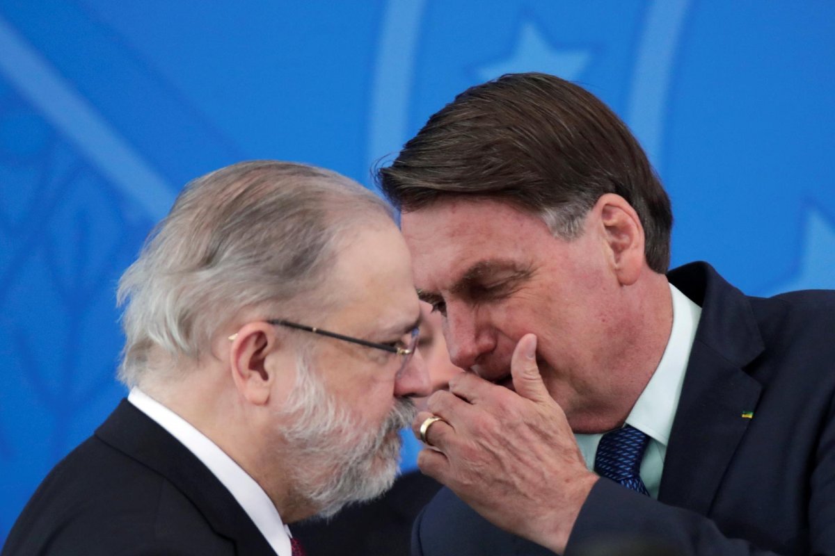 Candidatos da lista tríplice da PGR pedem que Bolsonaro seja investigado
