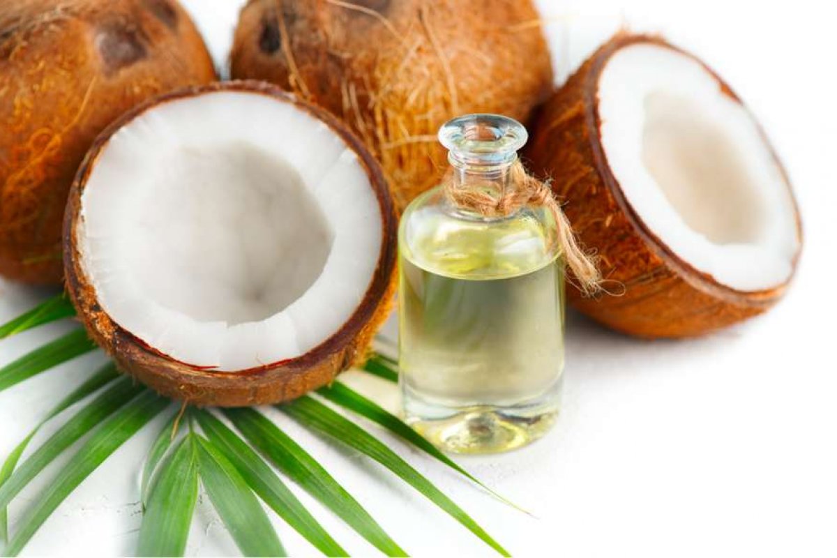 Óleo de coco: saiba os benefícios do alimento para sua saúde e rotina