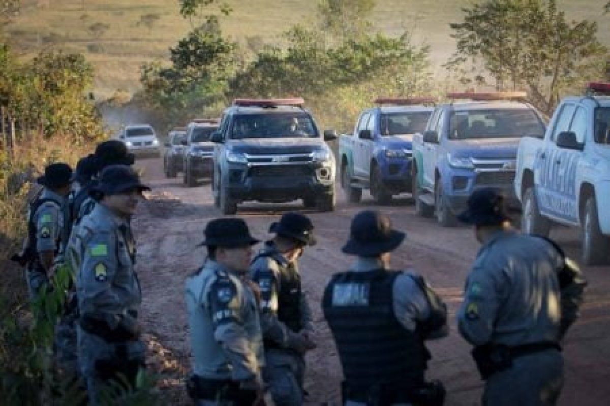 Em operação, policiais prendem cinco suspeitos ligados ao caso Lázaro 