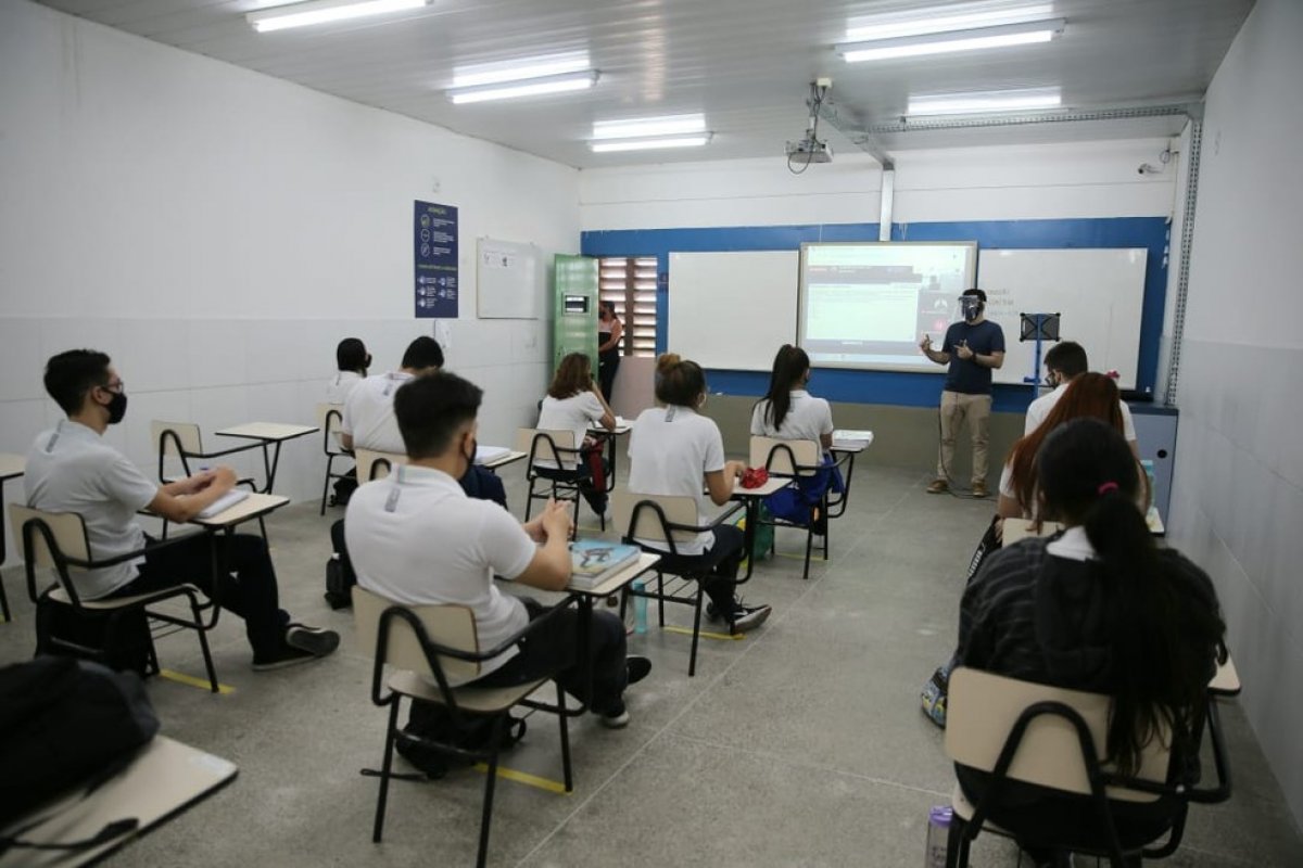 Ao menos 12 estados devem retomar às aulas presenciais em agosto