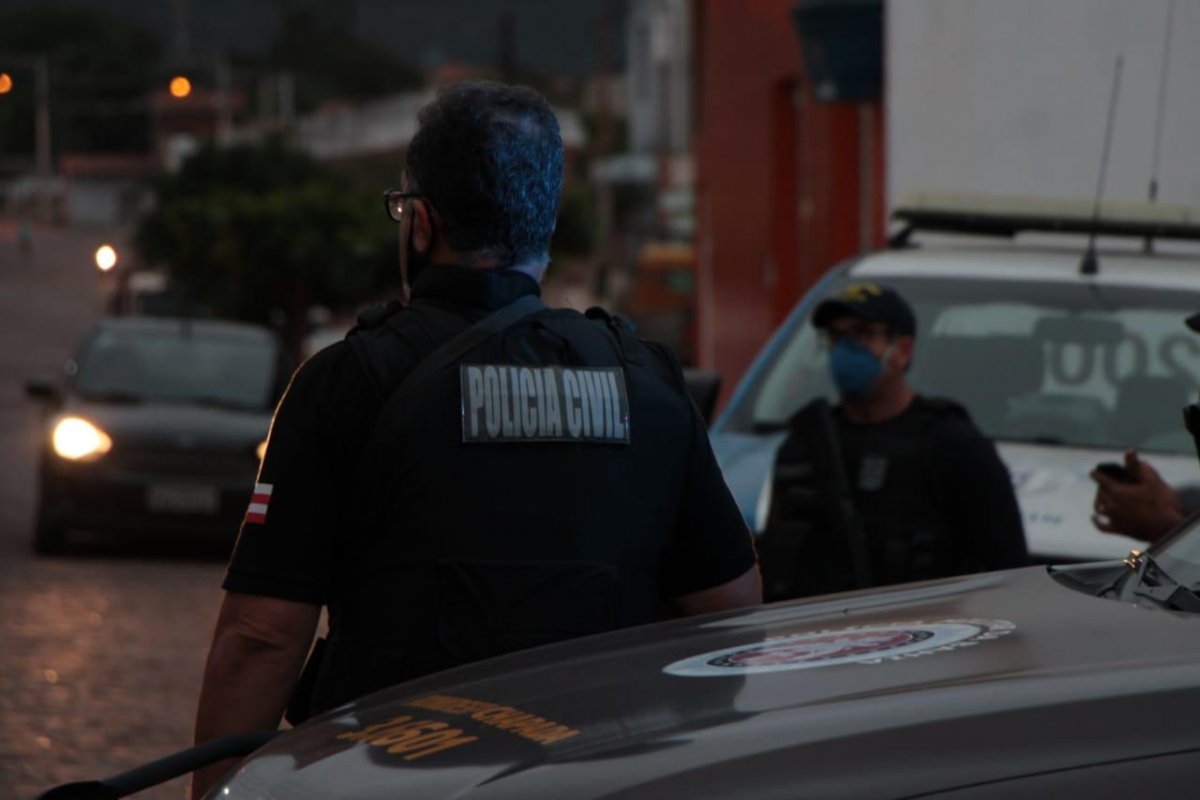 Homem é preso por negar socorro à grávida