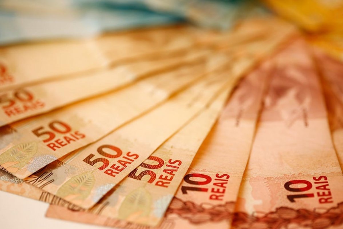 União paga R$ 633,71 milhões em dívidas atrasadas de estados em agosto