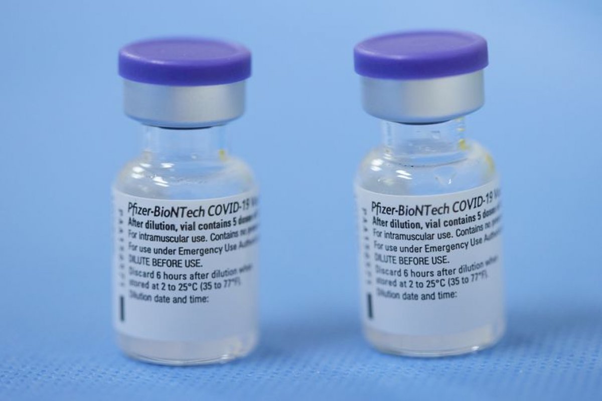 Pfizer entrega 1,8 milhão de doses da vacina contra a Covid-19 ao Brasil em dois voos nesta quinta (29)