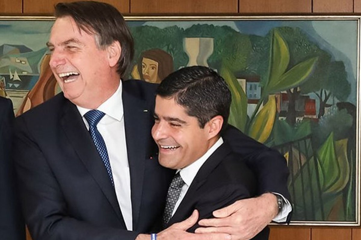 Presidente do PT critica contorcionismo de ACM Neto para evitar falar mal de Bolsonaro 
