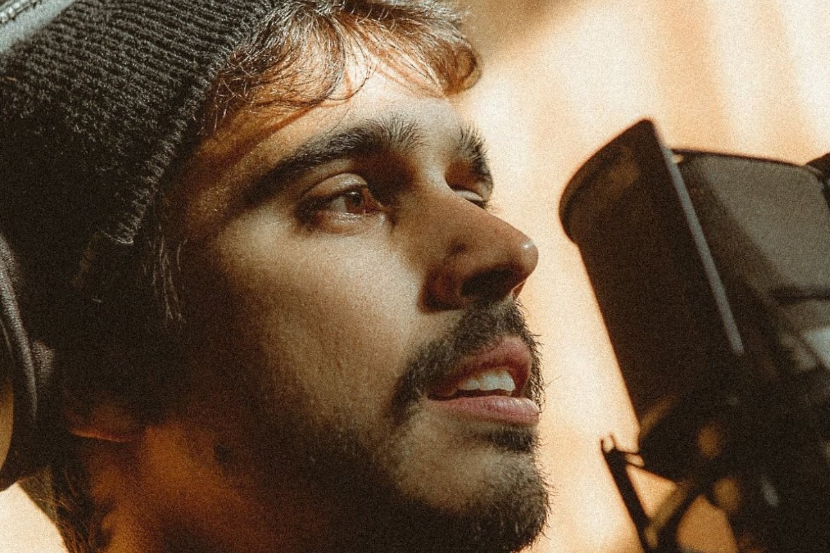 Baiano Fe Lira lança álbum autoral "Meu Jeito de Ser"