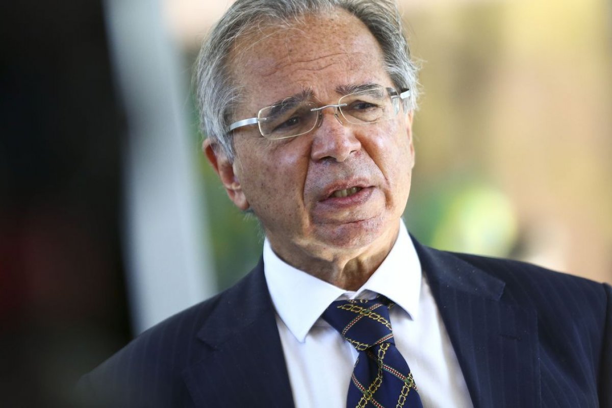 Orçamento pode acomodar aumento do Bolsa Família, diz ministro