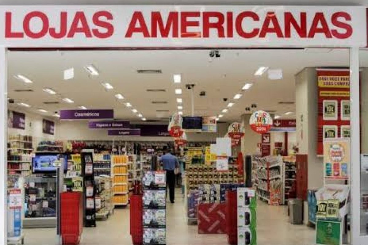 Cliente será indenizada por ser perseguida por segurança em loja 