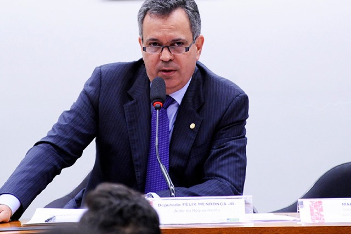 Félix Mendonça nega filiação de Zé Ronaldo ao PDT na Bahia