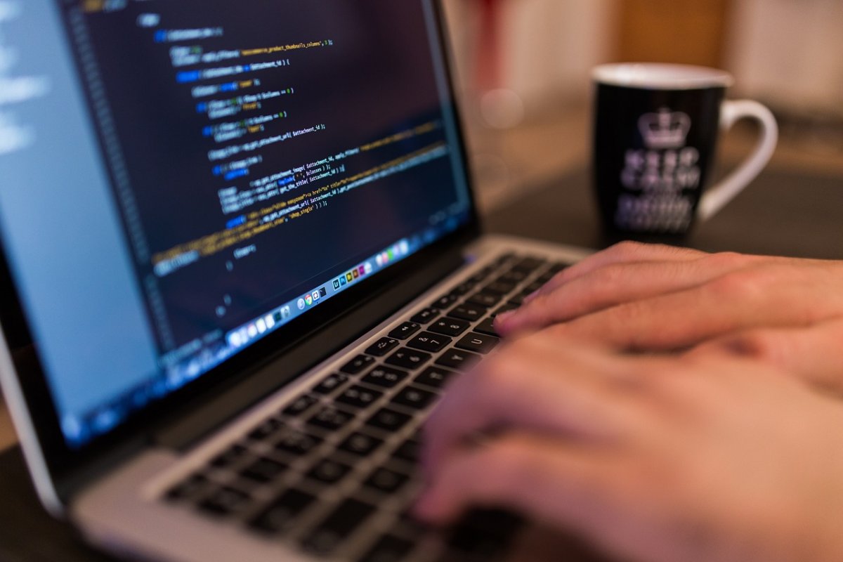 Empresas de softwares criam algoritmo para ajudar no combate ao suicídio