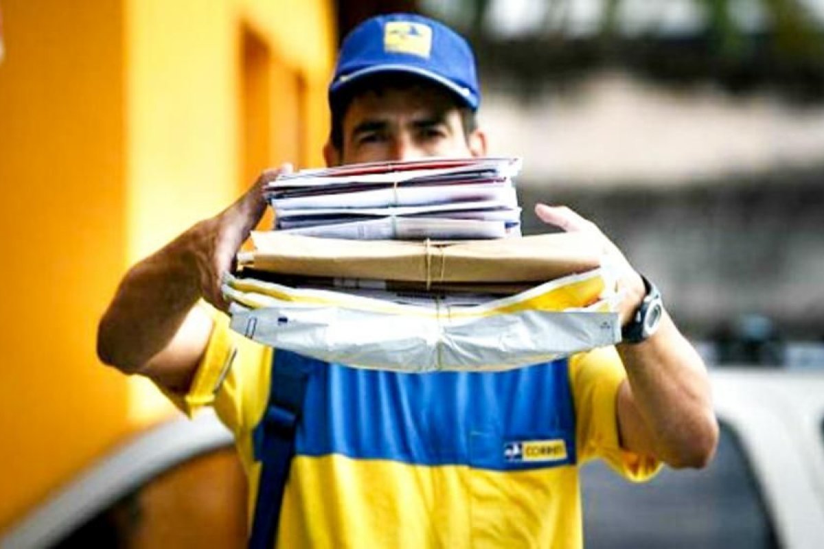  Trabalhadores dos Correios encerram greve na Bahia