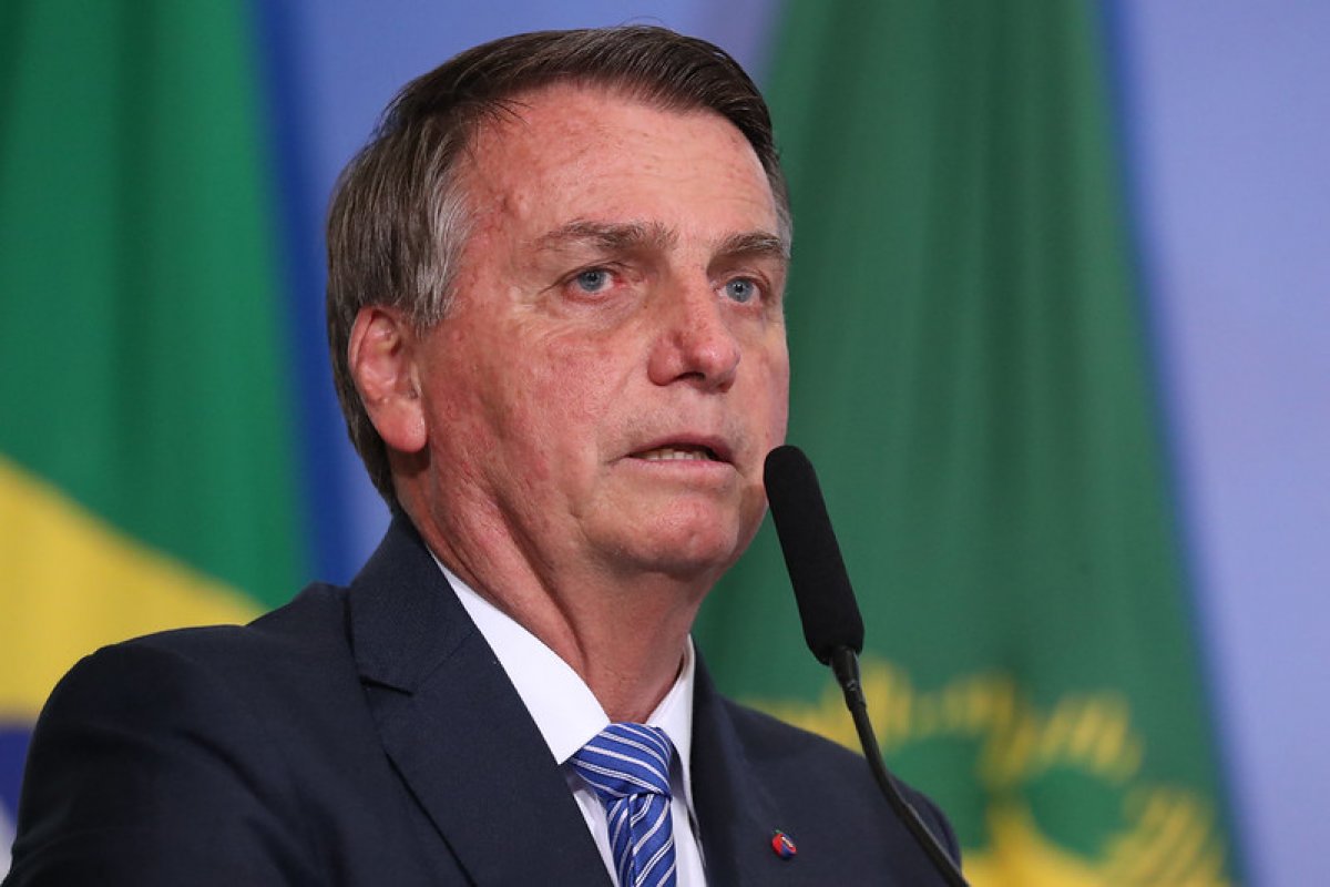União dos Advogados do Brasil se manifesta contra inclusão de Bolsonaro no inquérito das fake news 
