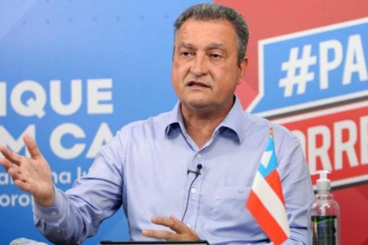 Rui Costa critica Anvisa por cancelamento de compra da vacina Sputnik-V