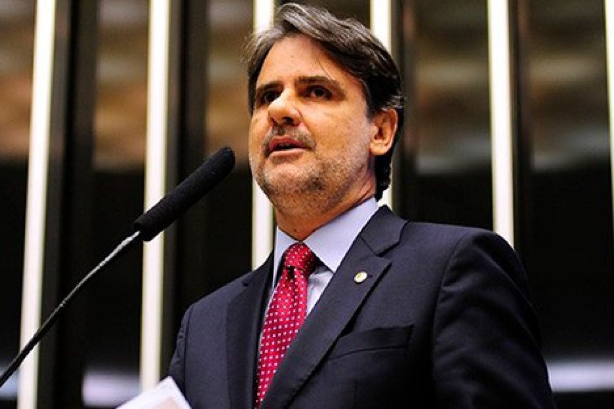 Novo relator pede arquivamento da PEC do Voto Impresso