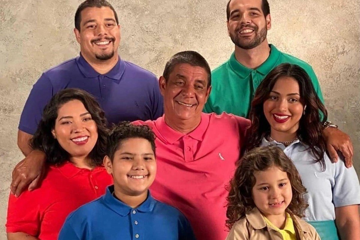 No Dia dos Pais, Zeca Pagodinho reúne filhos e netos