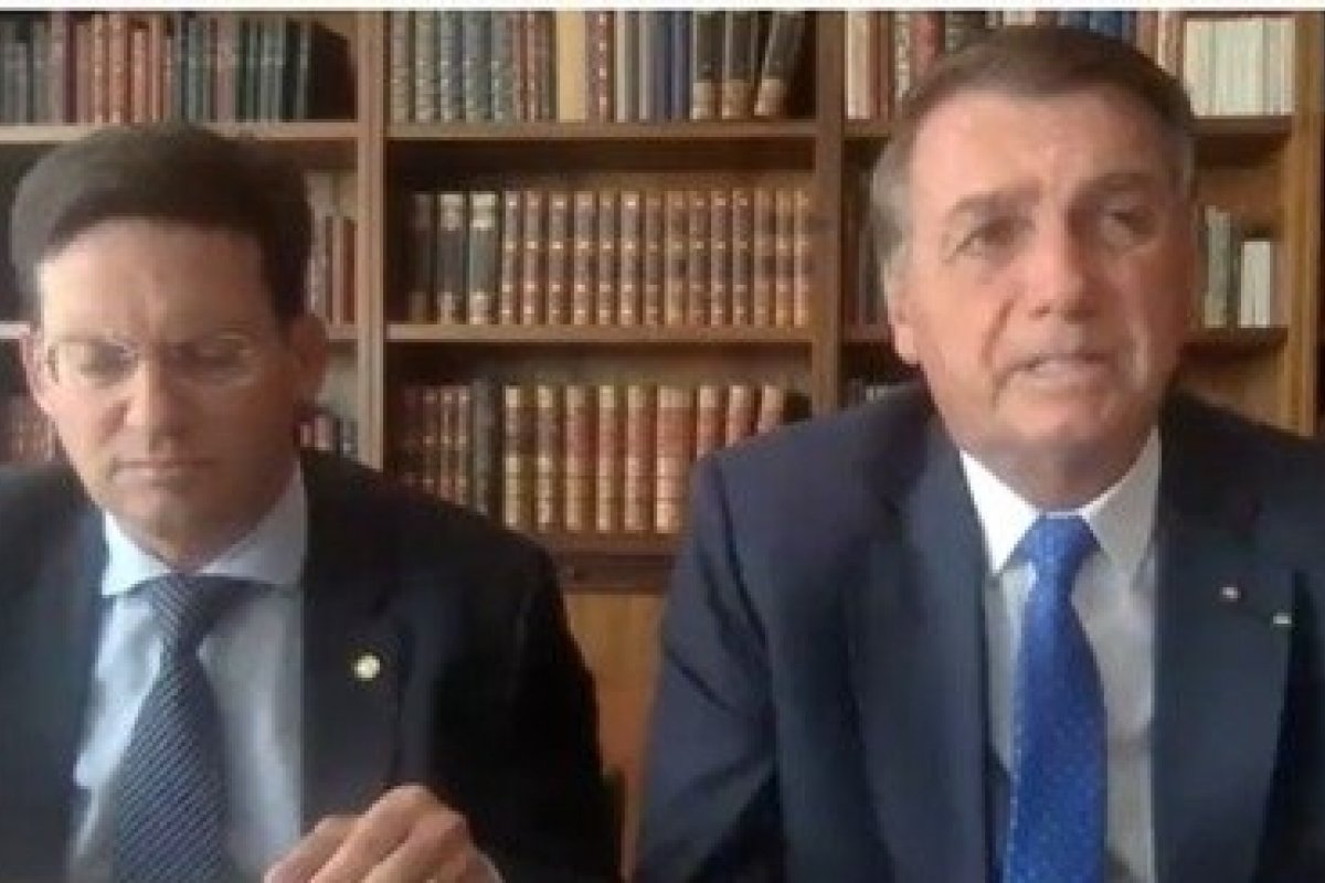 'Não investiu no Bolsa Atleta', diz Bolsonaro sobre Rui Costa