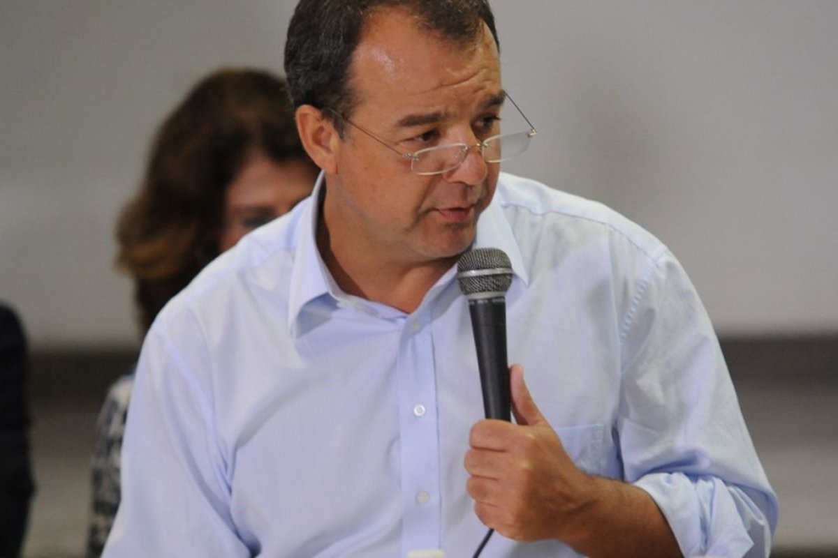 TRF mantém prisão preventiva do ex-governador Sérgio Cabral