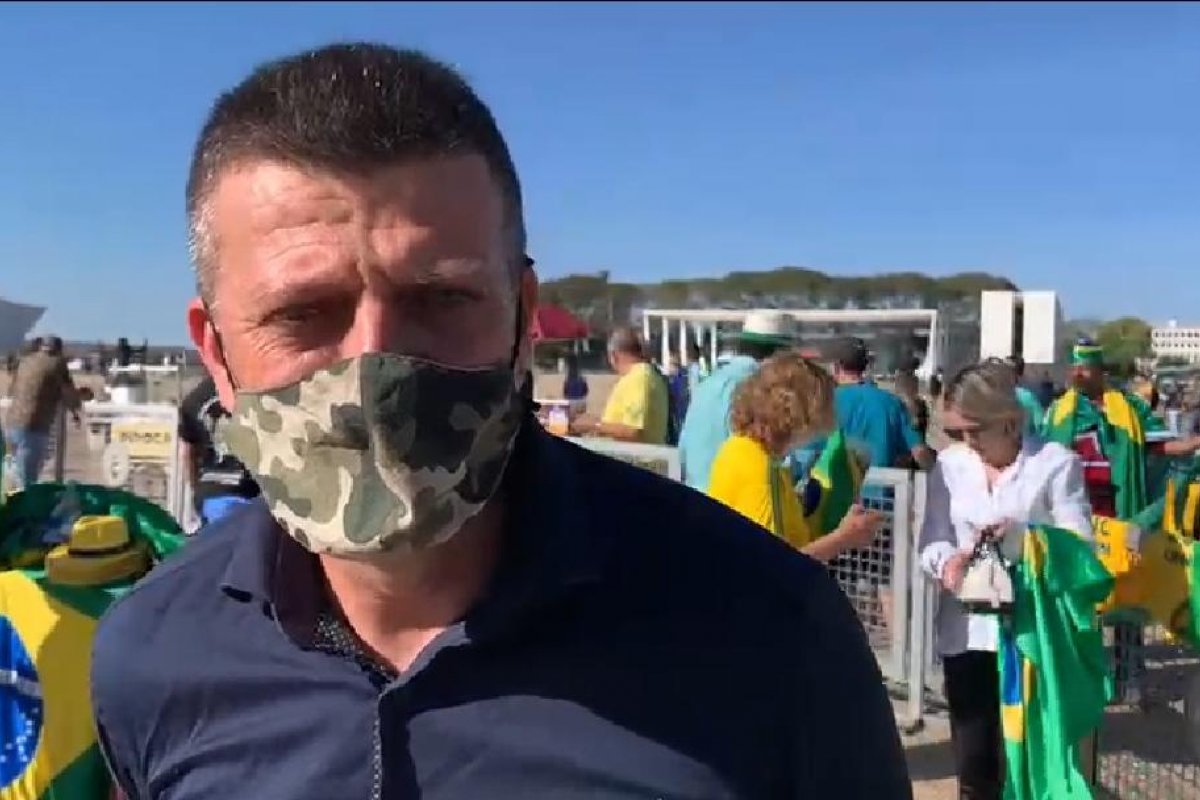 Vídeo: Apoiadores de Bolsonaro chegam a Brasília em dia da Operação Formosa