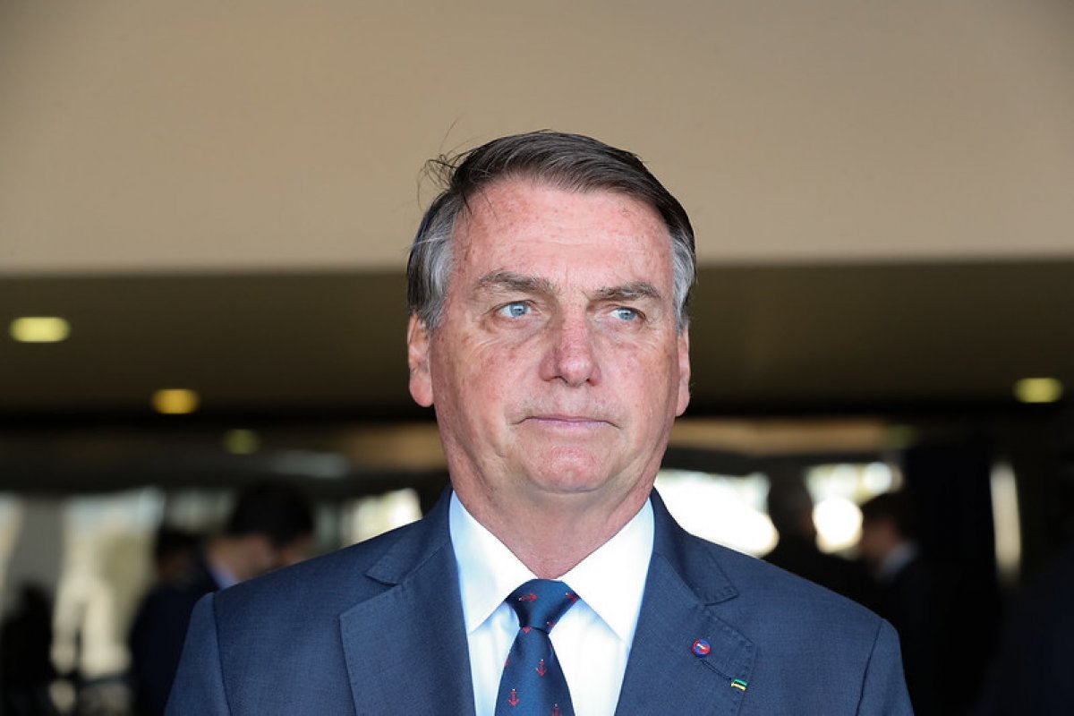 Vídeo: Bolsonaro fala sobre rejeição da PEC do voto impresso 