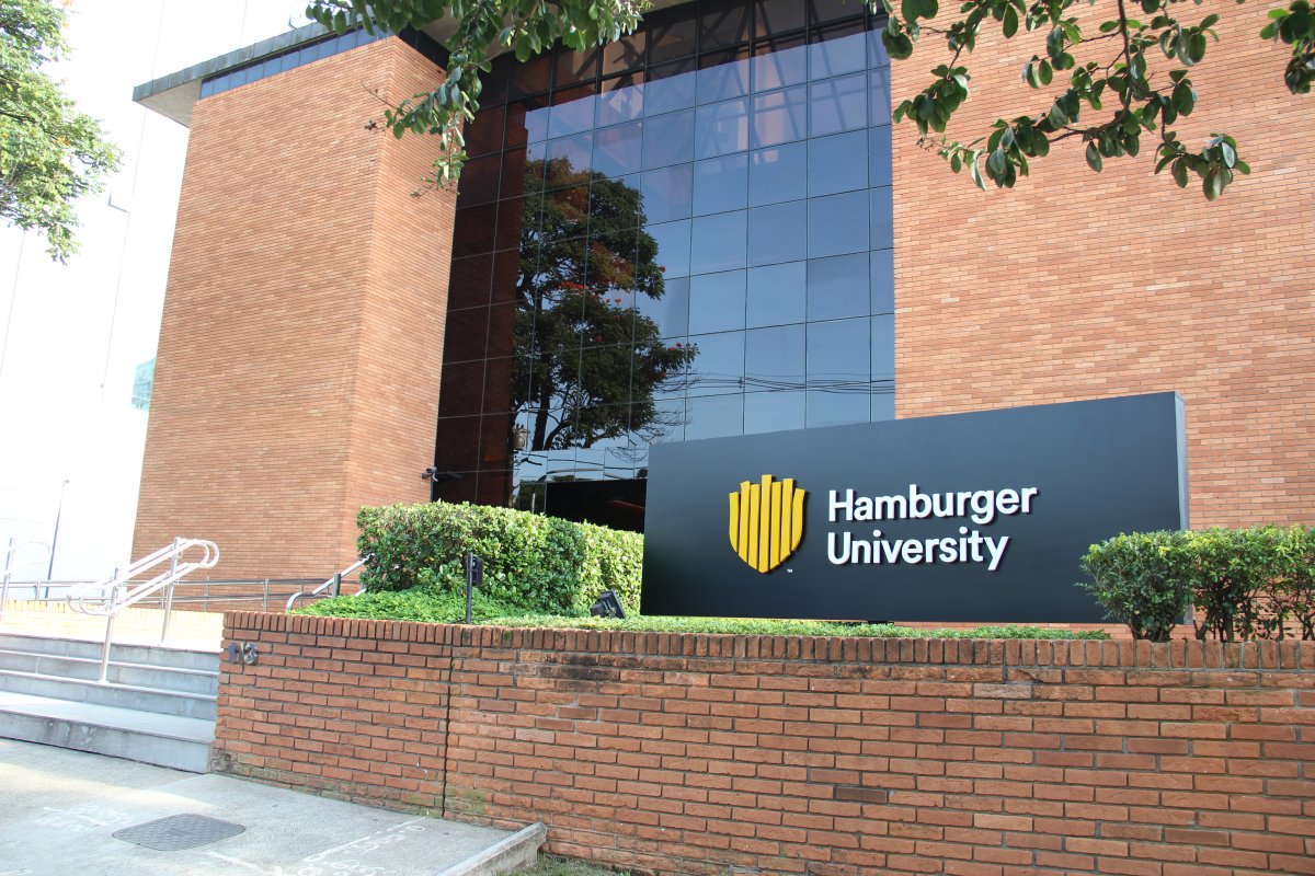 Arcos Dorados abre sua universidade corporativa para os jovens da América Latina e oferece cursos gratuitos