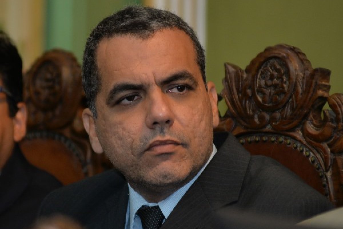 Vídeo: Cezar Leite questiona aumento de 30% no IPTU imposto pela Prefeitura de Salvador