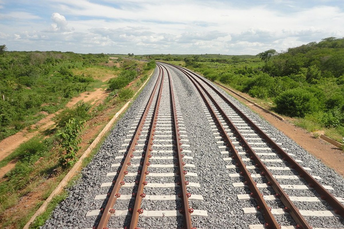 Marco Legal das Ferrovias será debatido no Senado na terça-feira (17)